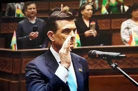 El nuevo Presidente gritó: Dios, Patria y Familia photo 12 2025 11 19 18 43 07